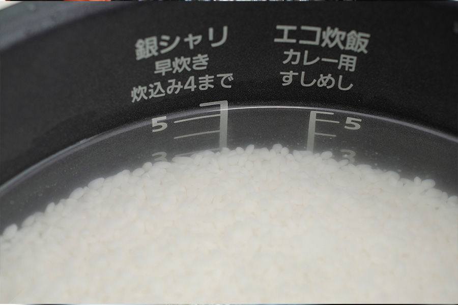 【2023年 最新版】箸が止まらない！お米おすすめ15選　美味しいお米の炊き方　③炊く前にお水に浸す　