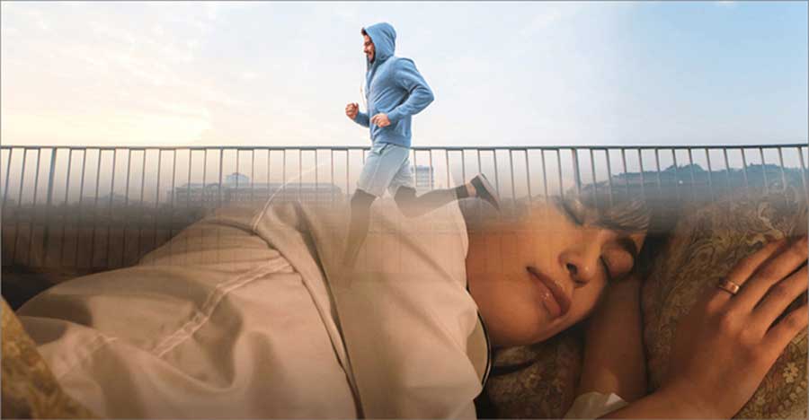  ></p>     <div class=description>日中の心身の状態を可視化し、毎日の健康管理をよりスマートにサポートします。<br>心拍数や自律神経の状態を表す心拍変動の値などから体調スコアを採点したり、歩数や消費カロリーを分析し、運動スコアを採点します。また、睡眠スコア、体調スコア、運動スコアを総合的に評価し、あなたの生活の質（QoL）も採点します。</div>   </div>   <div class=pointPt02>     <p class=ttlTypeN ttl-c03  ttlFont-W>■進化した世界最長14日間バッテリー※4 で、絶えず睡眠の変化を記録</p>     <p class=single><img src=https://shop.hikaritv.net/contents/shop/plala/campaign/d_cabinet/2010127790_04.jpg alt=