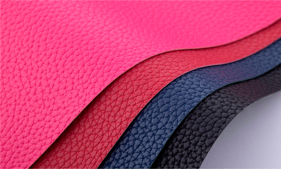  ></p>     <div class=description>やわらかい質感のシュリンク風レザーを使用。<br>※カラーはイメージです。</div>   </div>   <div class=pointPt02>     <p class=ttlTypeN ttl-c03  ttlFont-W>あんしんの抗菌加工</p>     <p class=single><img src=https://shop.hikaritv.net/contents/shop/plala/campaign/d_cabinet/rich/2000125454_02.jpg alt=