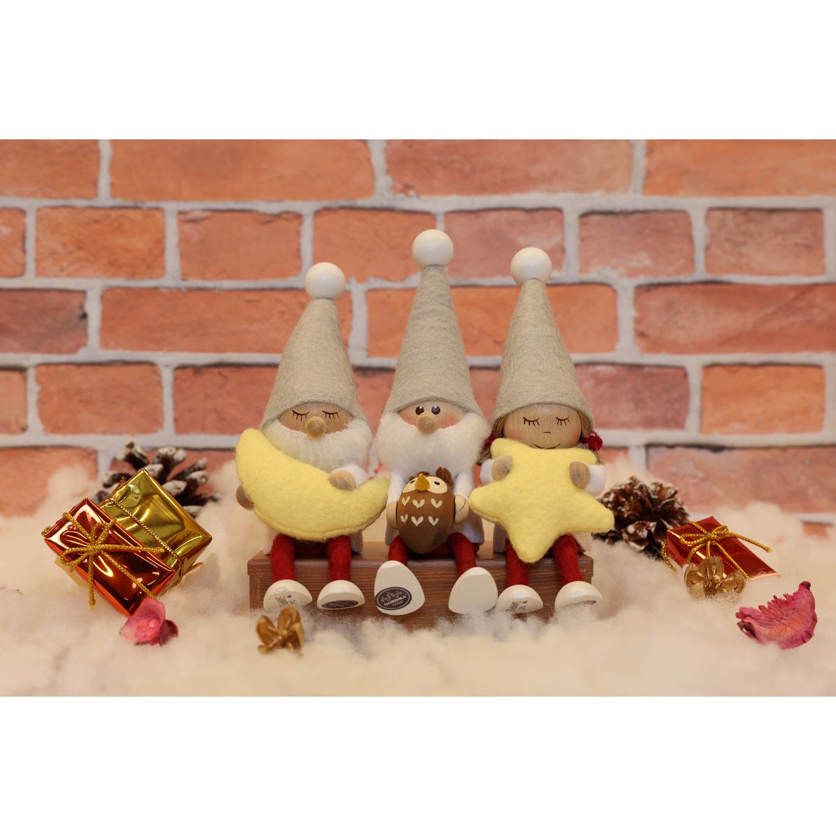 ひかりＴＶショッピング | 【予約受付中】ノルディカ ニッセ クリスマス 木製人形 お座りねんね女の子（星） サイレントナイト NRD120725｜NORDIKA  Nisse