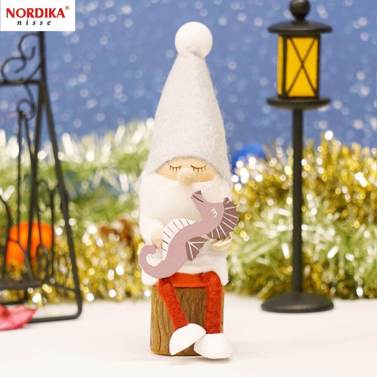 【限定商品】クリスマス人形 タツノオトシゴを抱えたサンタ サイレントナイト 約150mm エストニア製