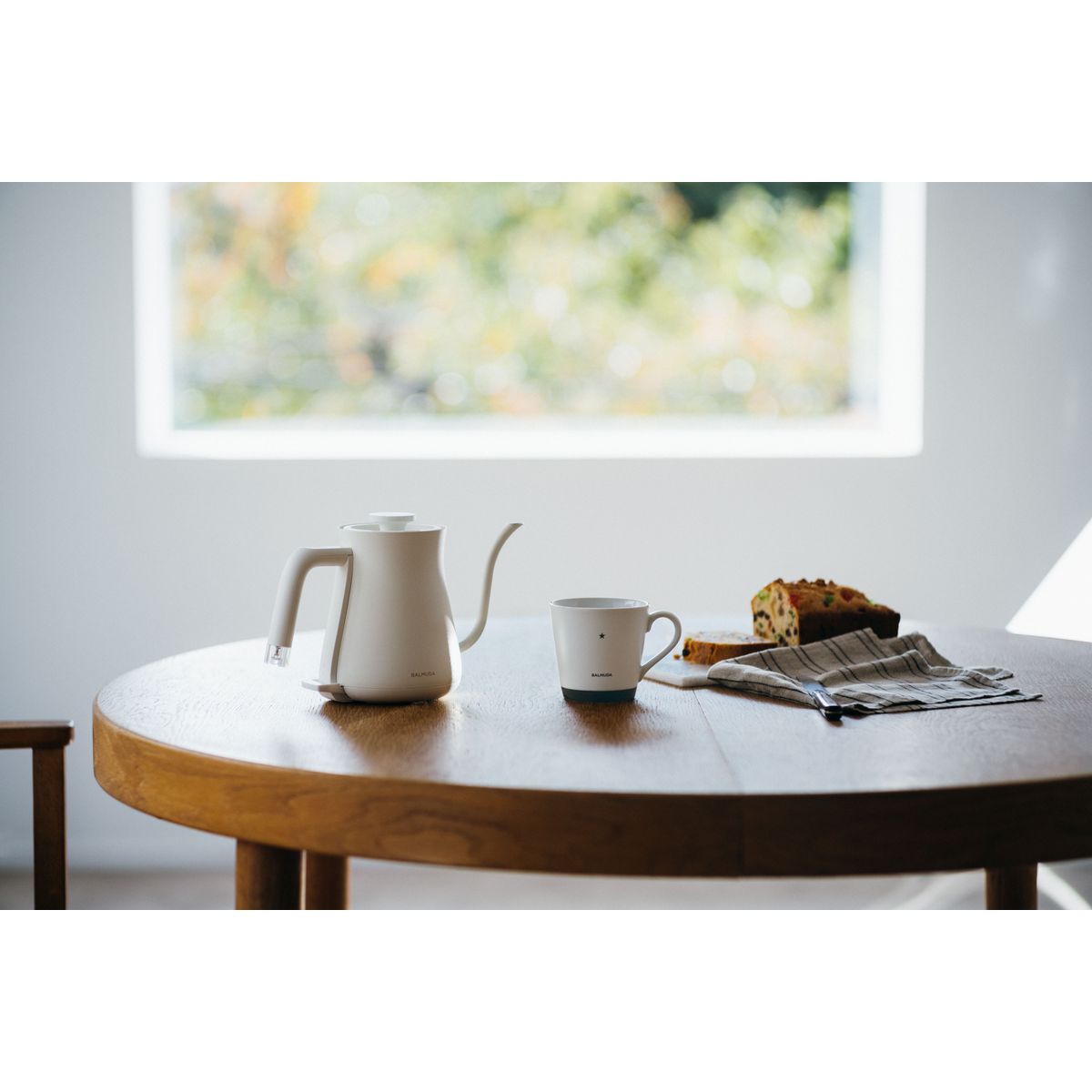 キッチン家電 BALMUDA The Pot White 概要 | BALMUDA The Pot | BALMUDA（バルミューダ）公式サイト