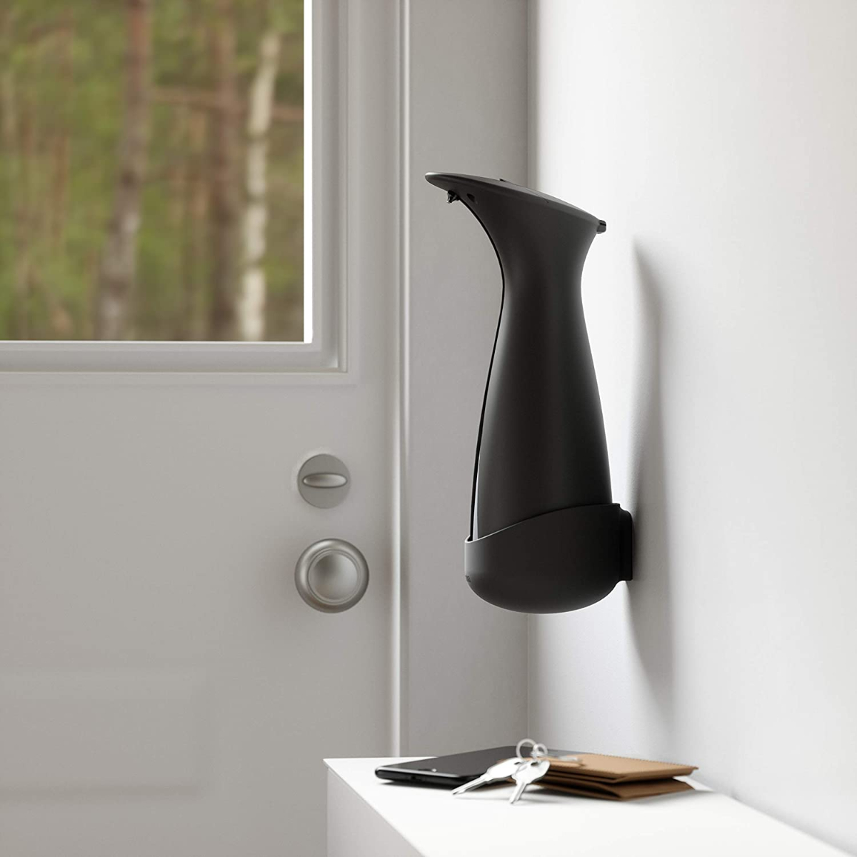 オートソープディスペンサー 壁掛け 自動センサーポンプ ソープポンプ ブラック 壁掛けパーツ付き 250ml OTTO