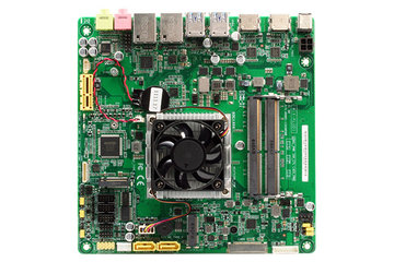 Mini-ITX産業用マザーボード 第7世代Core i3