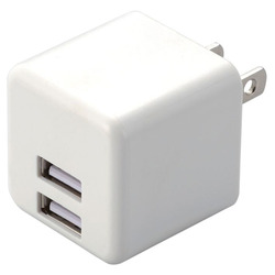 ◇AC充電器/USB-Aメス2ポート/キューブ型/ホワイト